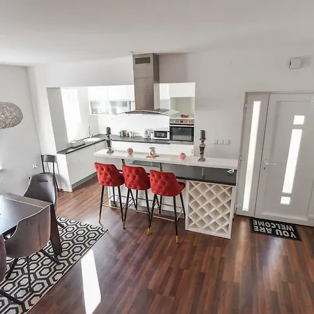 Appartement Brzoja