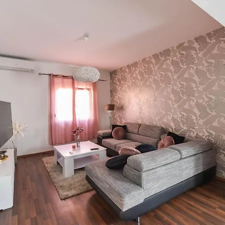Appartement Brzoja
